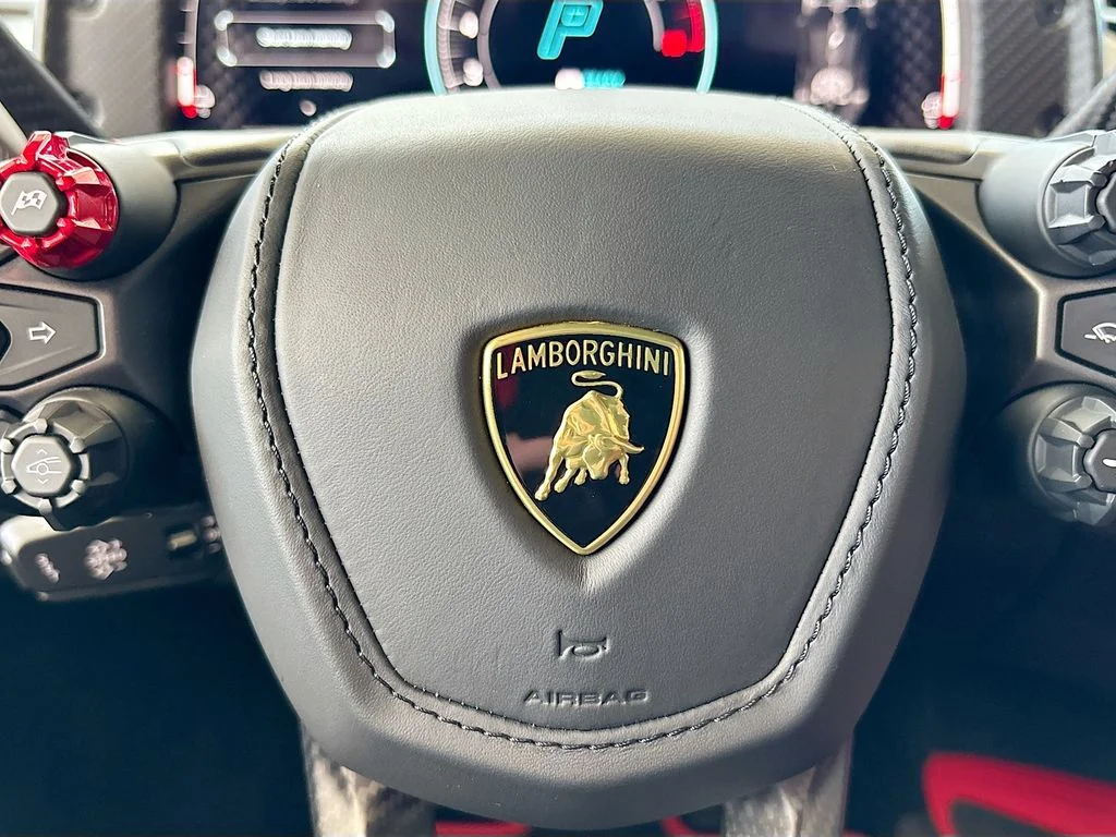 2024 Lamborghini Revuelto Base - Photo 27