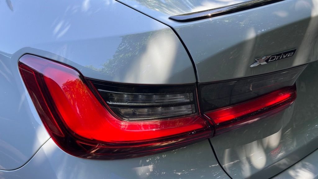 2023 BMW 3 Series M340i - Photo 9