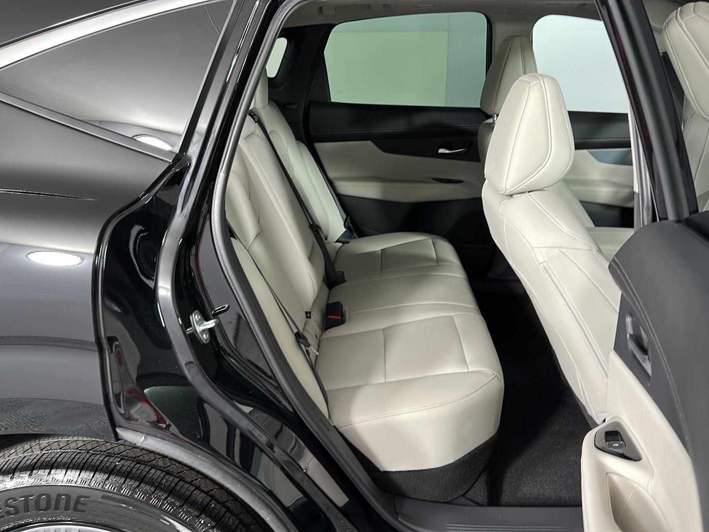 Used 2025 Super Black Nissan SL image 35