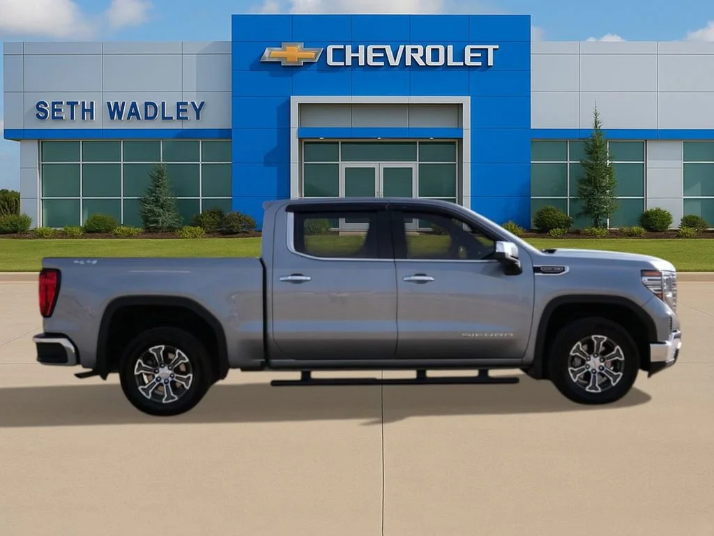Used 2023 Sterling Metallic GMC SLT image 2