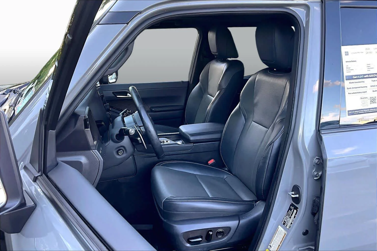Used 2024 Incognito Lexus Premium+ image 9