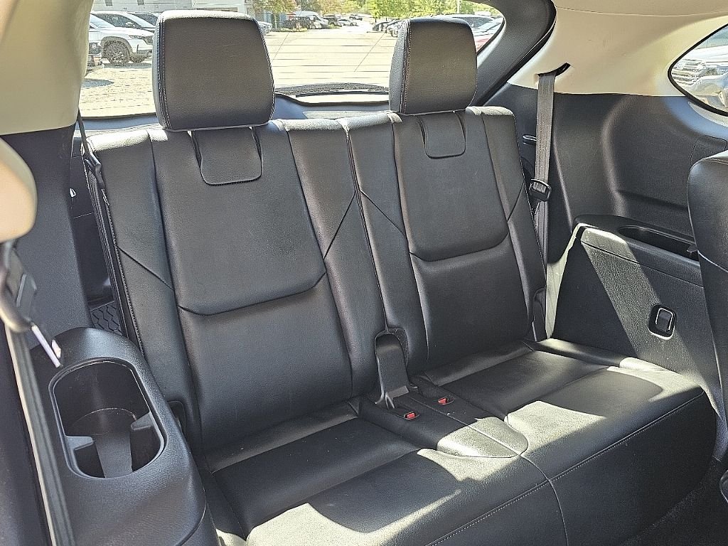 Used 2023 White Mazda Touring Plus image 21