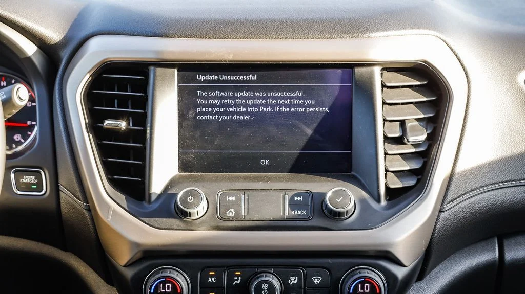 Used 2023 Red GMC Denali image 17