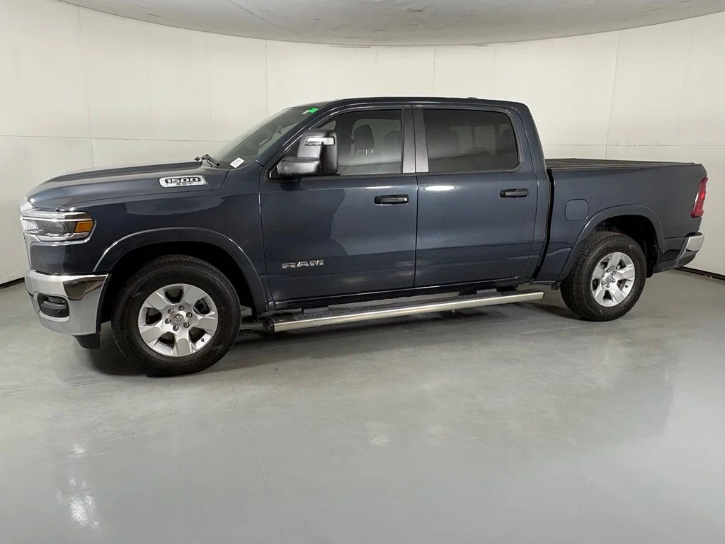 Used 2025 Blue Ram Big Horn/Lone Star image 5