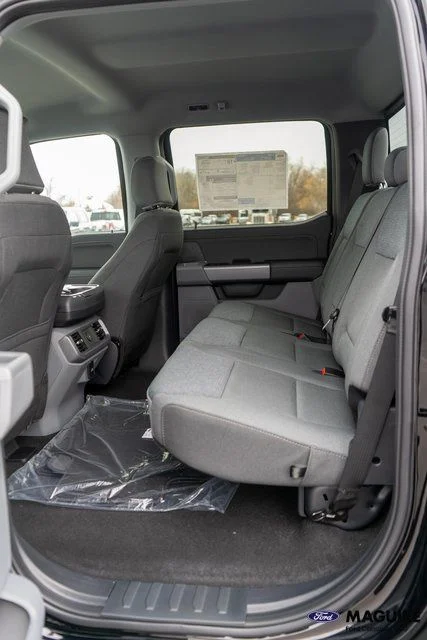 New 2026 Agate Black Metallic Ford XLT image 8