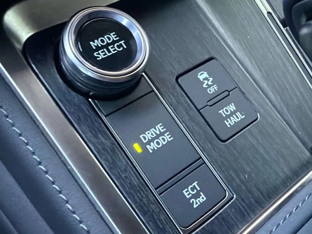Used 2024 Incognito Lexus Premium+ image 24