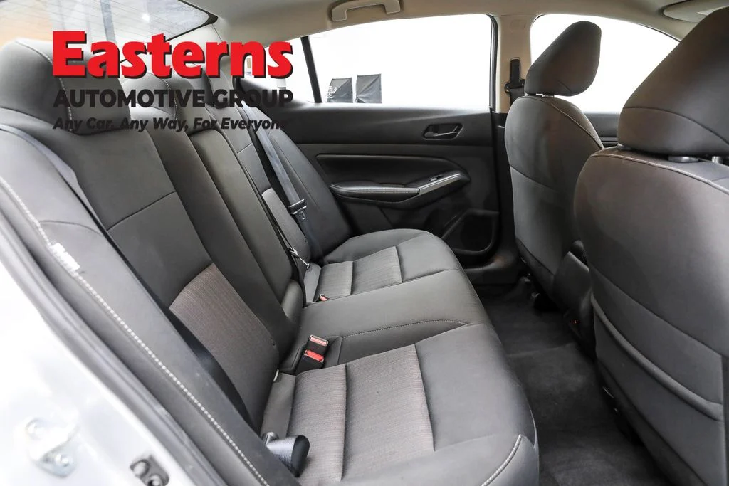 Used 2024 Silver Nissan 2.5 SV image 22