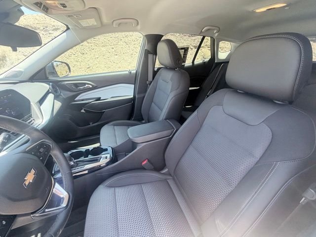 2025 Chevrolet Trax LT - Photo 22