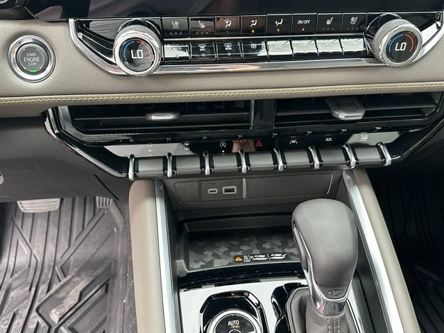 2026 Chevrolet Colorado ZR2 - Photo 30