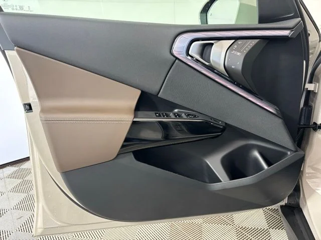New 2026 Dune Grey Metallic BMW 30 xDrive image 9
