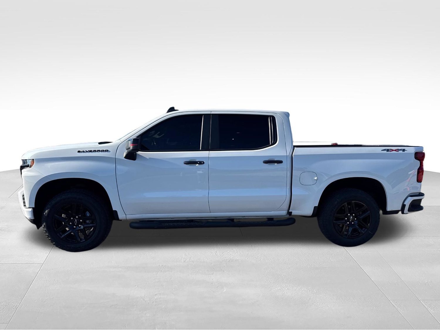 Used 2021 Chevrolet Silverado 1500 RST with VIN 1GCUYEEDXMZ413516 for sale in Kansas City