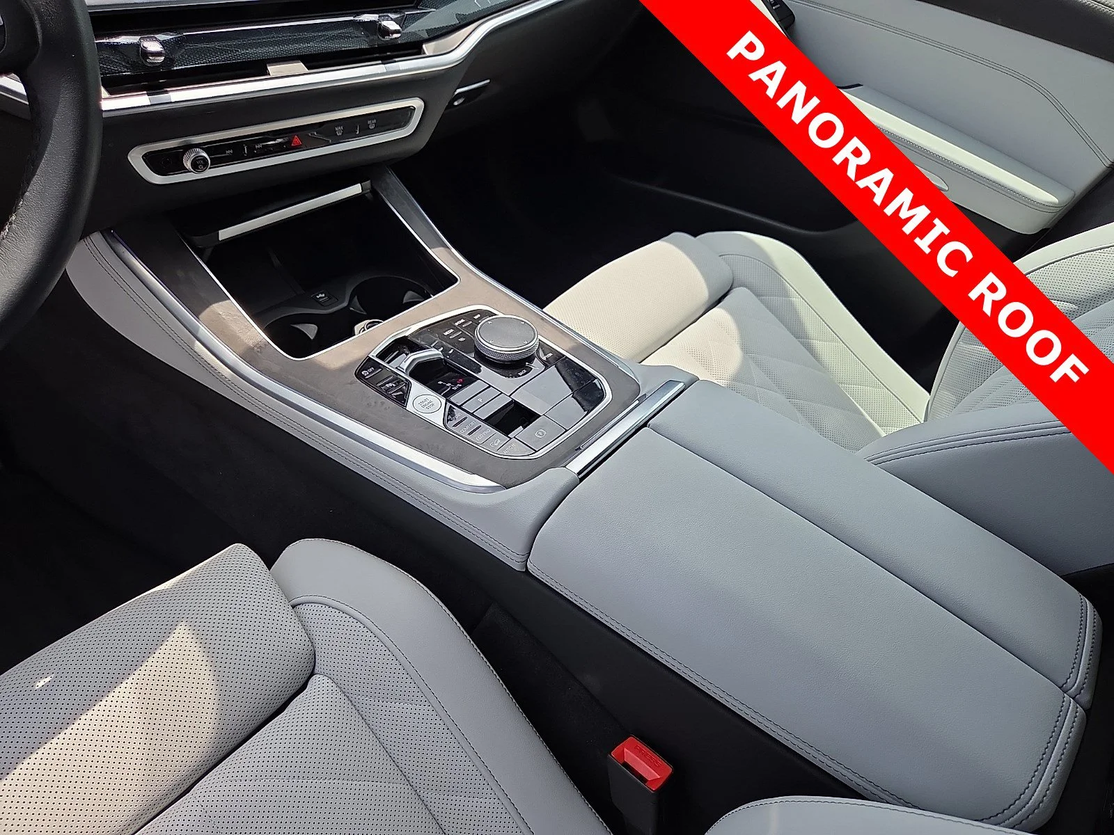 Used 2025 Skyscraper Grey Metallic BMW xDrive40i image 25