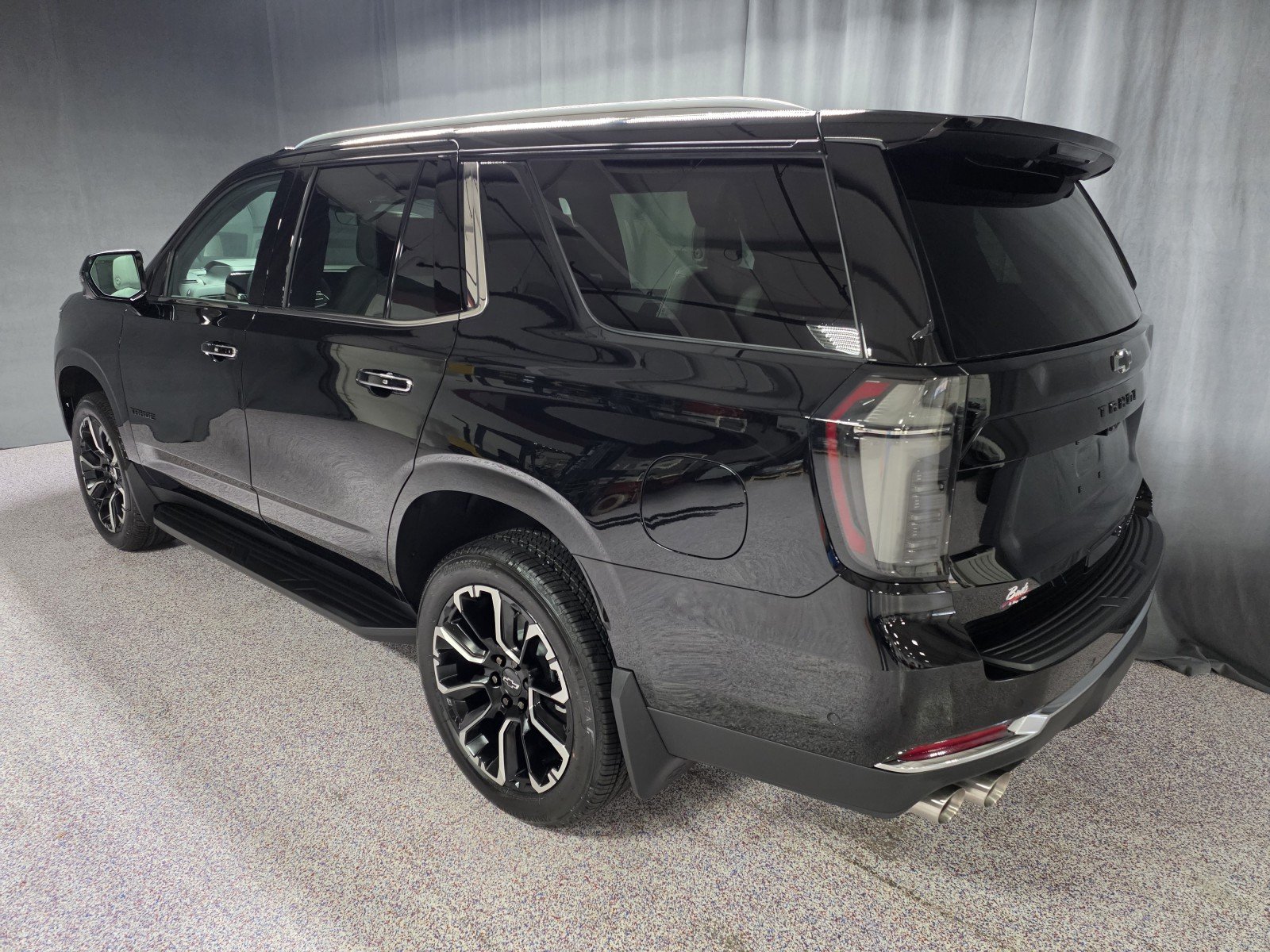 2027 Chevrolet Tahoe Premier - Photo 15