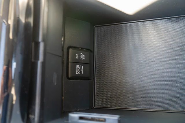 Used 2020 Modern Steel Metallic Honda Touring image 43