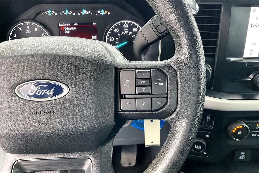 Used 2022 Silver Ford XLT image 17