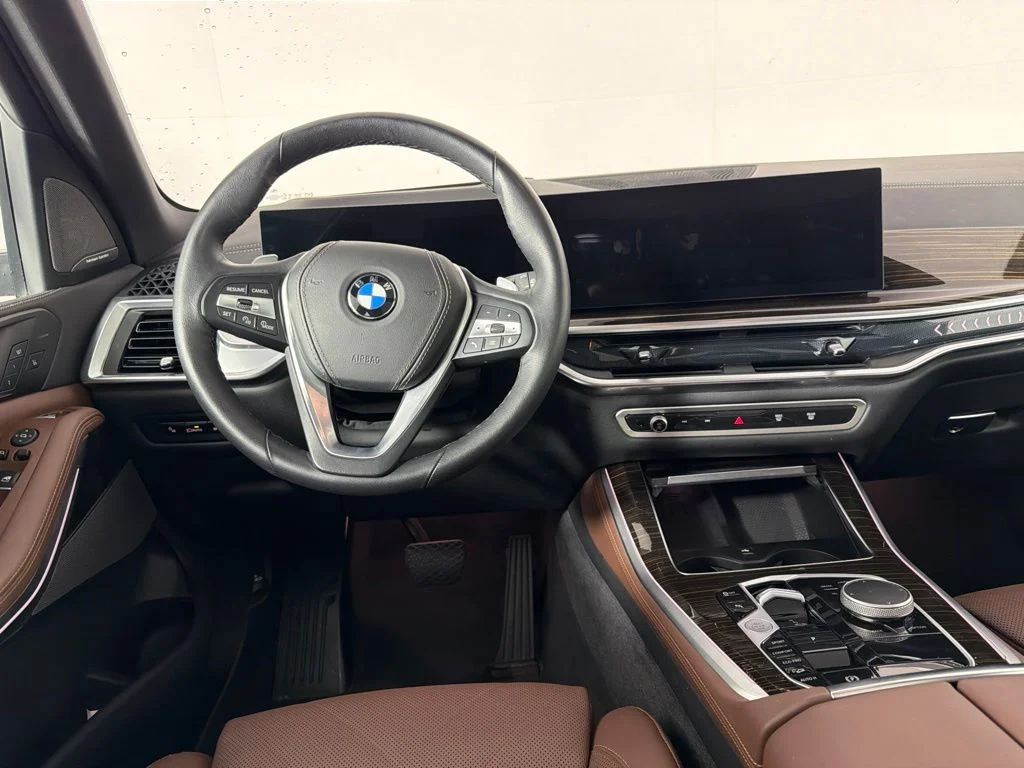 Certified Used 2026 Alpine White BMW xDrive40i image 19