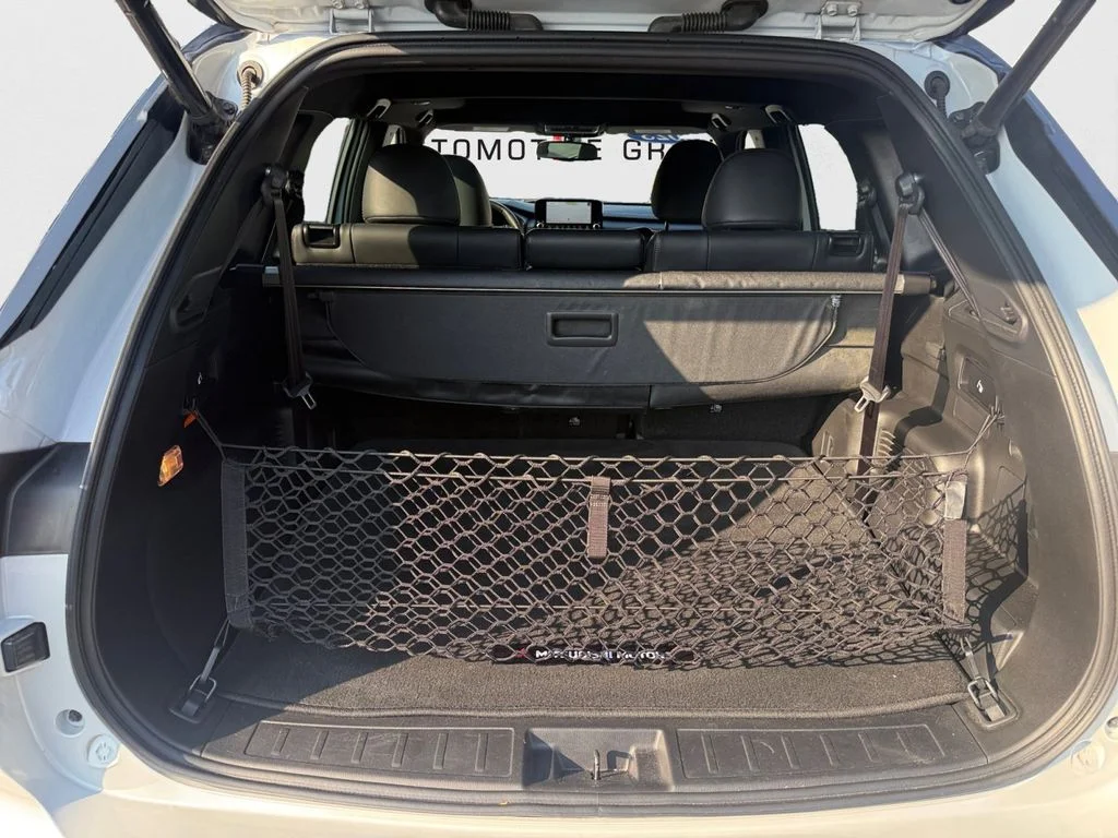 Used 2023  Mitsubishi SEL image 13
