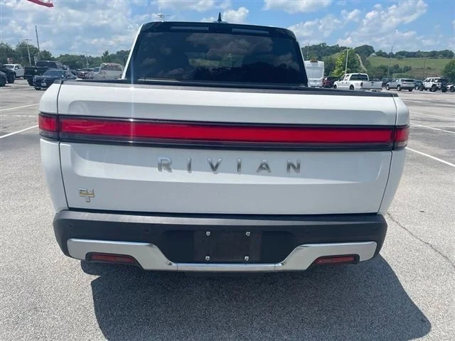 Used 2022 White Rivian Adventure image 4