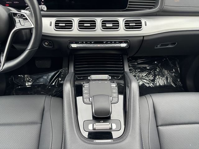 Used 2025  Mercedes-Benz GLS 450 image 15