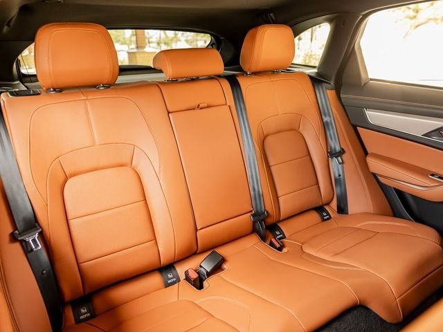2026 Jaguar F-Pace R-Dynamic S - Photo 24