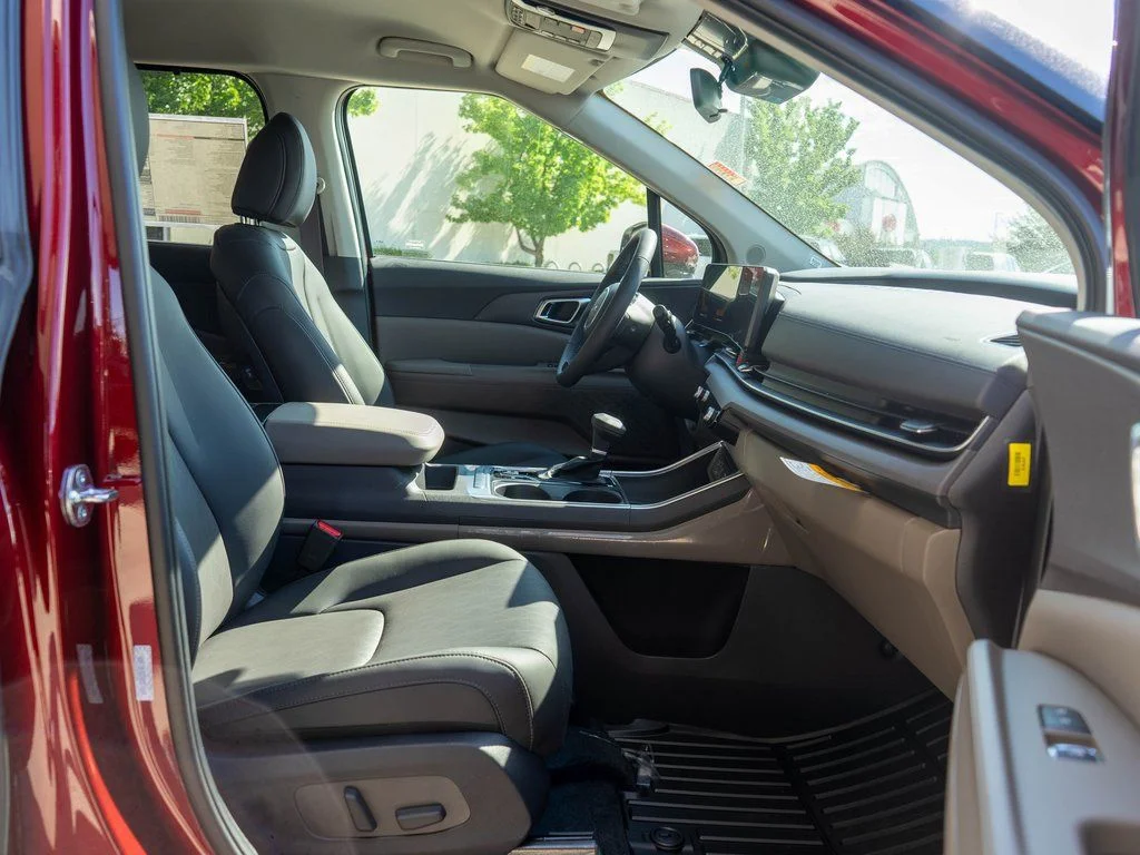 2026 Kia Carnival EX - Photo 10
