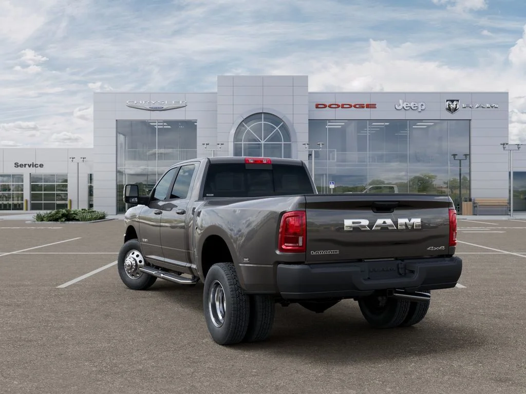 New 2026 Granite Crystal Metallic Clear-Coat Exterior Paint RAM Laramie image 3