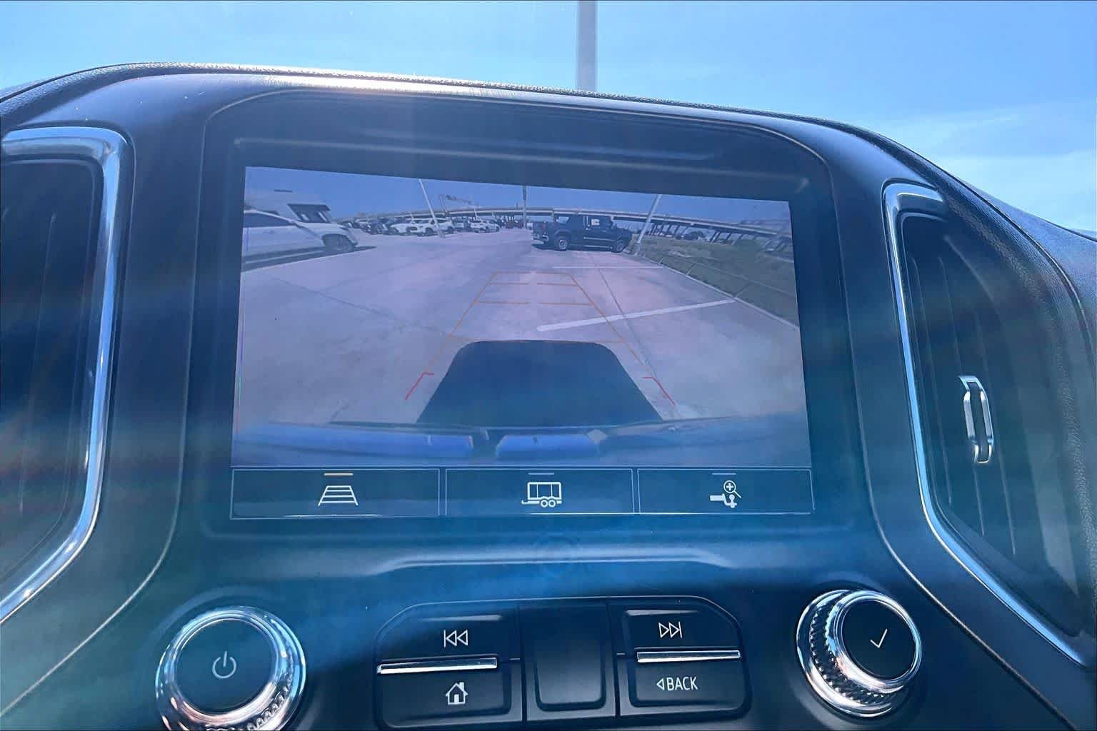 Used 2021 SUMMIT WHITE GMC AT4 image 35