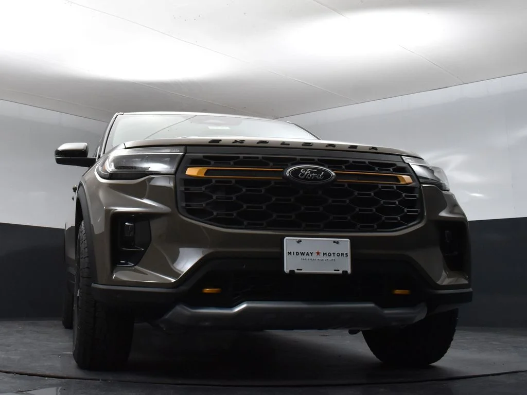 New 2026 Gray Ford Tremor image 32