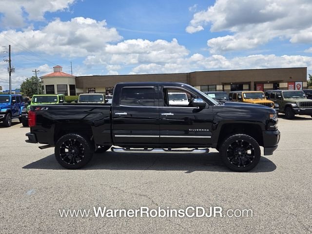 Used 2018 Black Chevrolet LTZ image 16