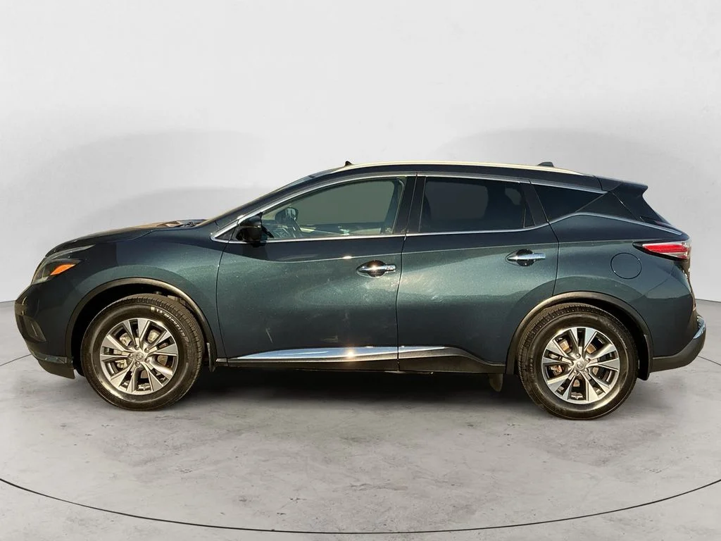 Used 2018 Blue Nissan SL image 12