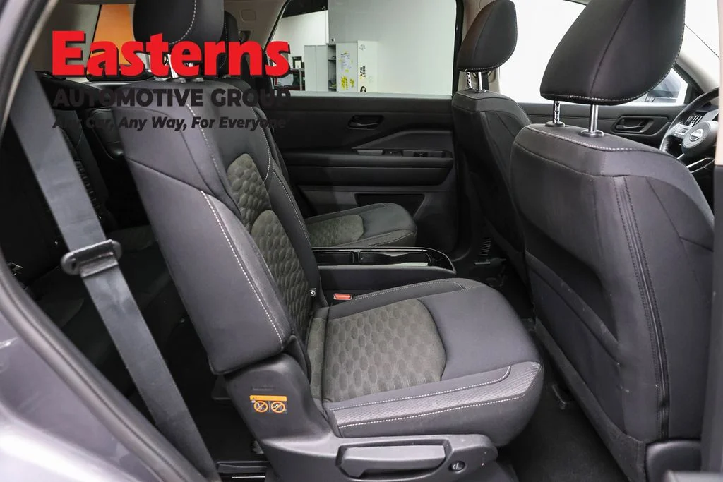 Used 2023 Gray Nissan SV image 24