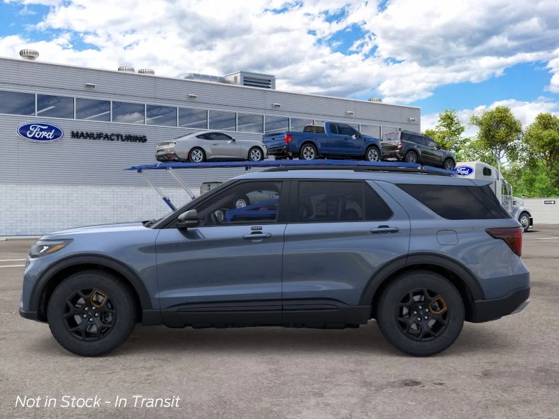 New 2026 Vapor Blue Metallic Ford Tremor® image 3
