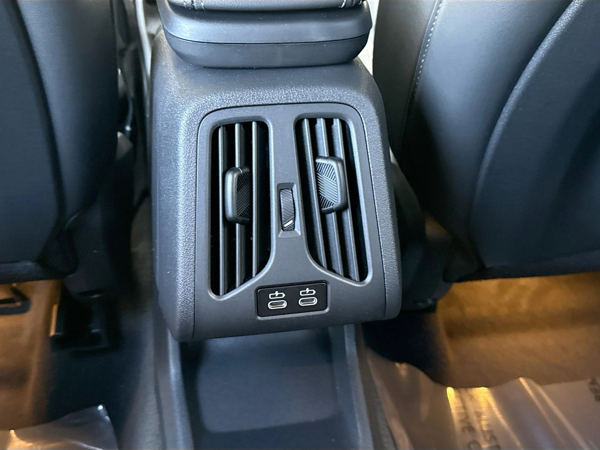 New 2026 Space Silver Metallic BMW xDrive28i image 20