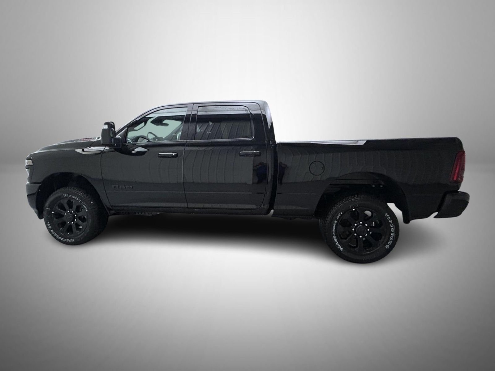 New 2026 Diamond Black Crystal Pearl-Coat Exterior Paint RAM Laramie image 8