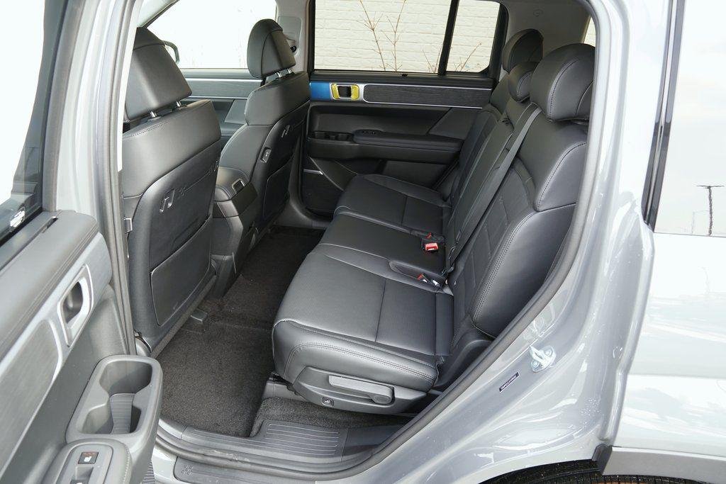 New 2026 Hampton Gray Hyundai Limited image 26