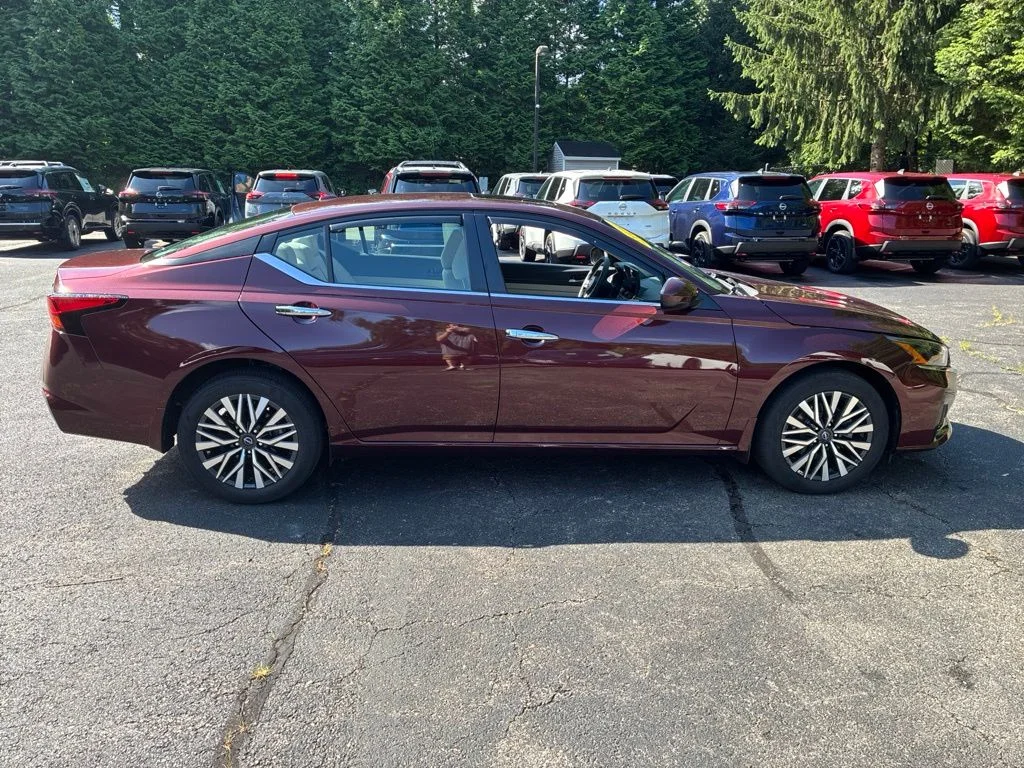 Certified Used 2024 Red Nissan 2.5 SV image 8