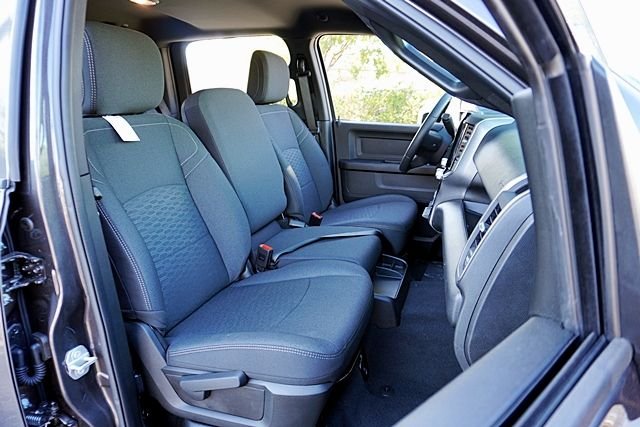 New 2026 Granite Crystal Metallic Clear-Coat Exterior Paint RAM Tradesman image 14