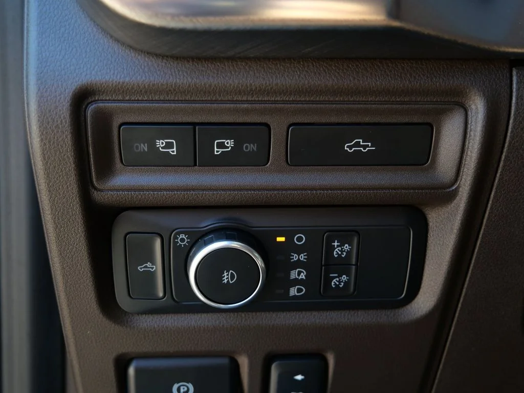 Certified Used 2021 Gray Ford King Ranch image 21