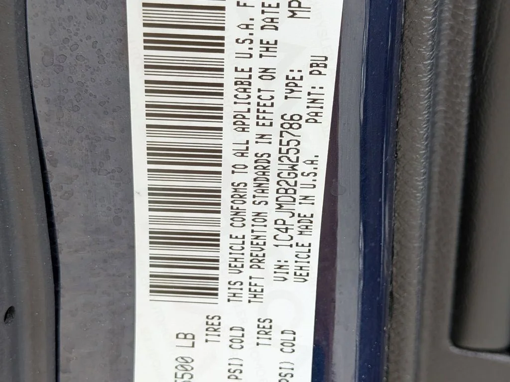 Used 2016 Blue Jeep Limited image 30