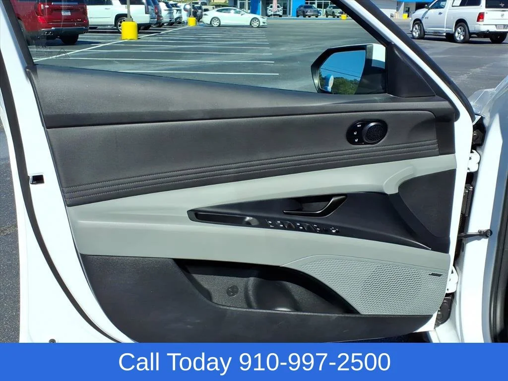 Used 2024 White Hyundai Limited image 17