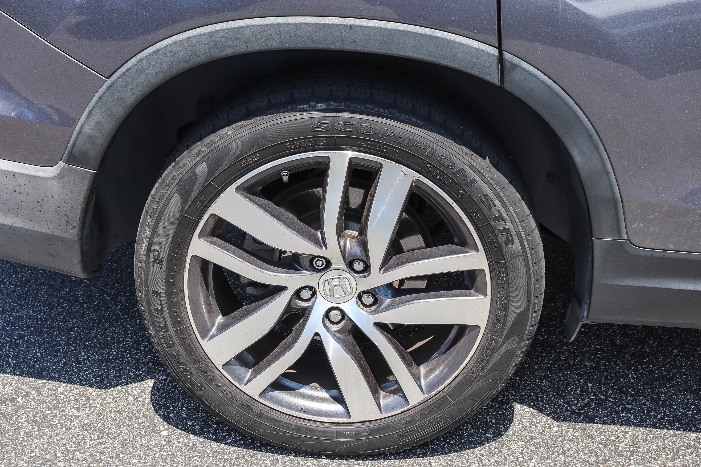 Certified Used 2016 Modern Steel Metallic Honda Touring image 8