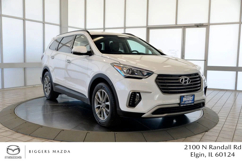2019 Hyundai Santa Fe SE XL FWD's photo