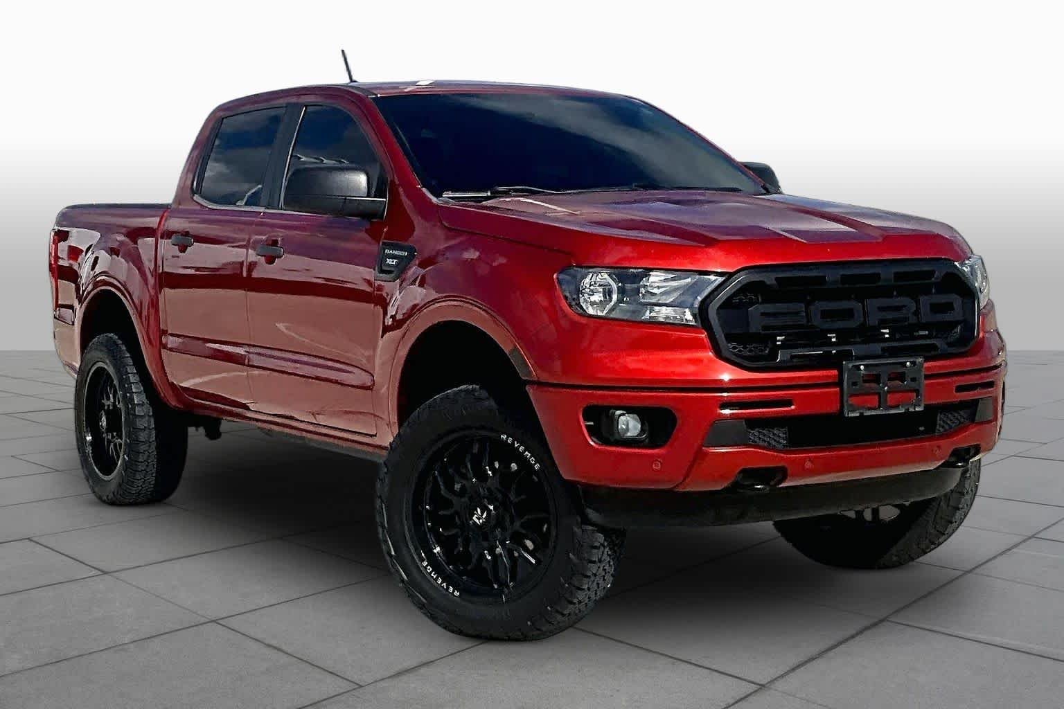 Used 2019 Hot Pepper Red Metallic Tinted Clearcoat Ford XLT image 2