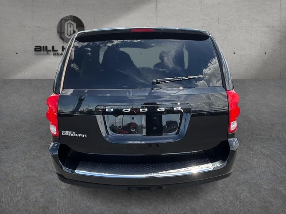 Used 2018 Black Dodge SE image 6