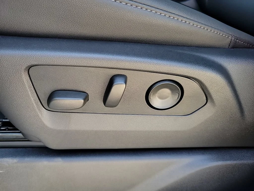 2026 GMC Sierra 1500 SLT - Photo 20