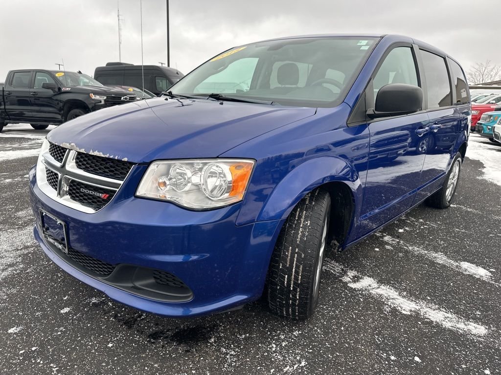 Used 2018 Dodge Grand Caravan SE with VIN 2C4RDGBG4JR296436 for sale in Oswego, NY