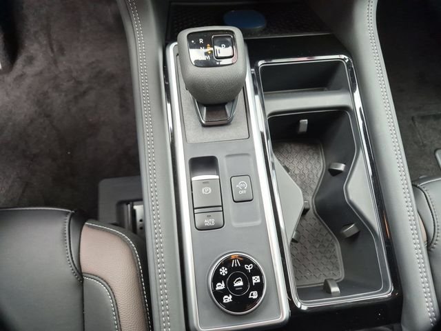 New 2026 Boulder Gray Pearl Nissan Platinum image 19