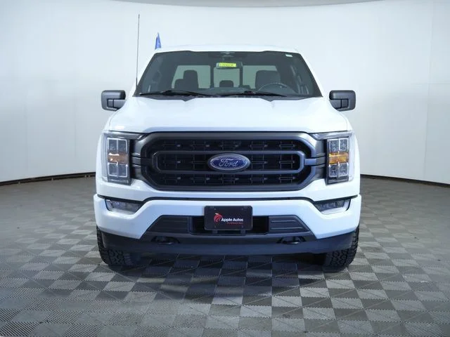 Used 2023 White Ford XLT image 3