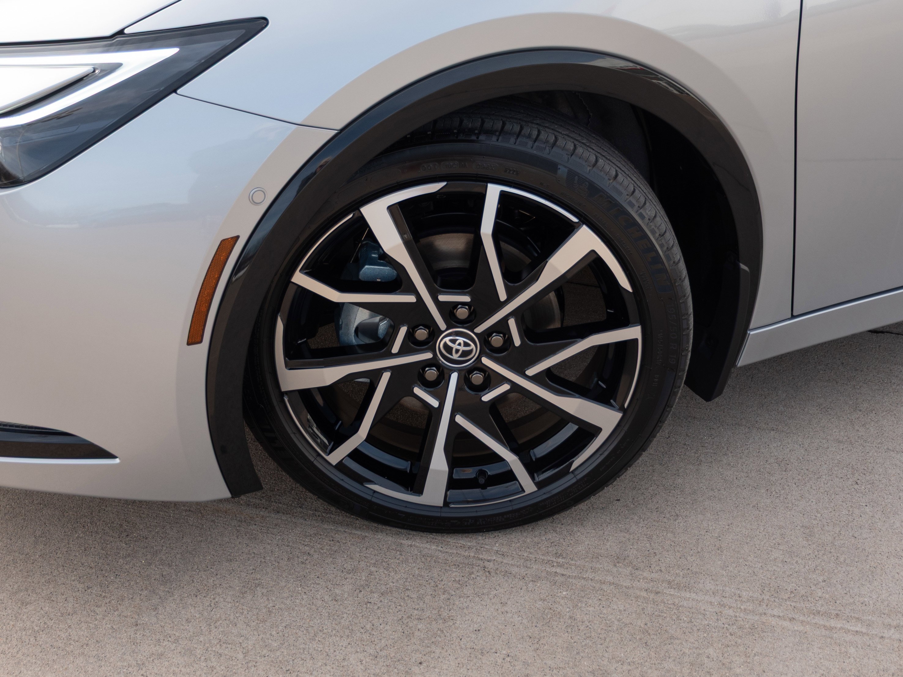 New 2026 Cutting Edge Toyota  XSE Premium image 5