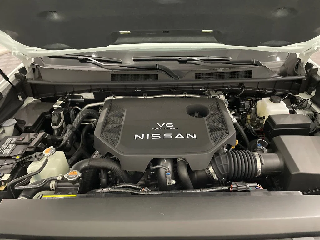 New 2026 Aspen White TriCoat Nissan SL image 34